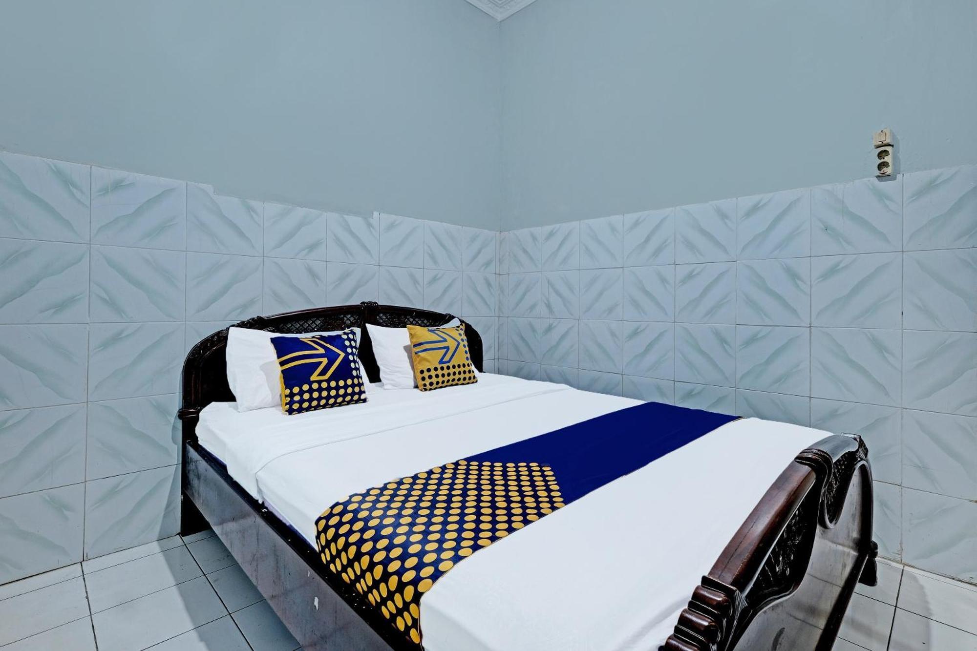Spot On 91915 Homestay Superman Jogyakarta Zewnętrze zdjęcie