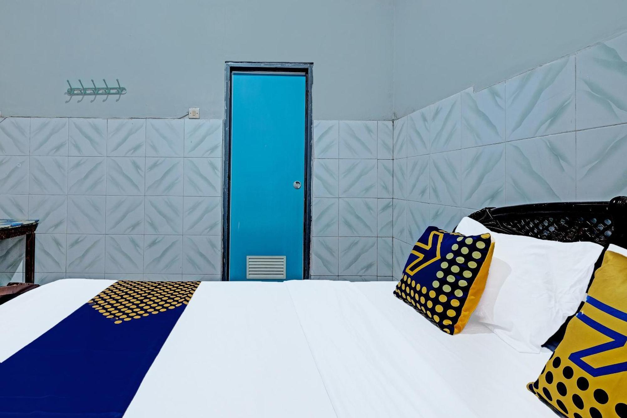 Spot On 91915 Homestay Superman Jogyakarta Zewnętrze zdjęcie
